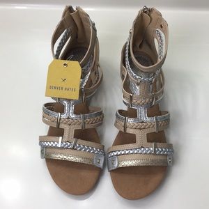 NWT Denver Hayes Gladiator Sandals Size 7